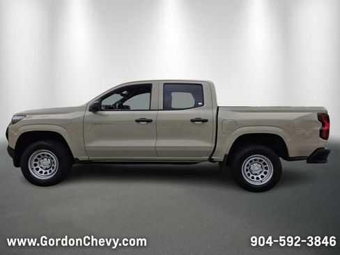 Used 2023 Chevrolet Colorado W/T image 2