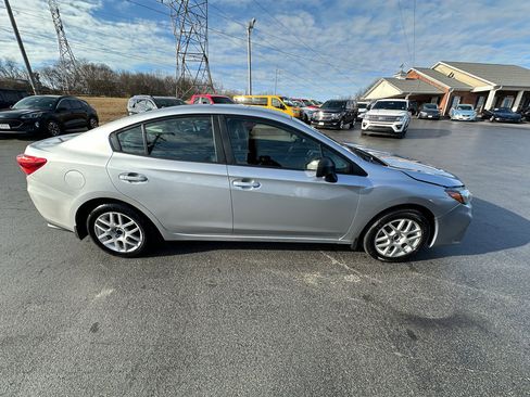 Used 2019 Subaru Impreza 2.0i image 5