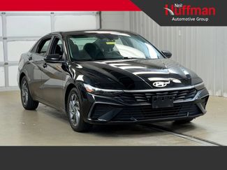 Used 2024 Hyundai Elantra SEL FWD video 1