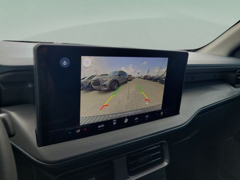 Used 2025 Ford Maverick XL FWD image 28
