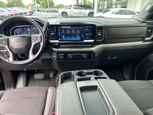 Used 2026 Chevrolet Silverado 1500 RST AWD/4WD image 27