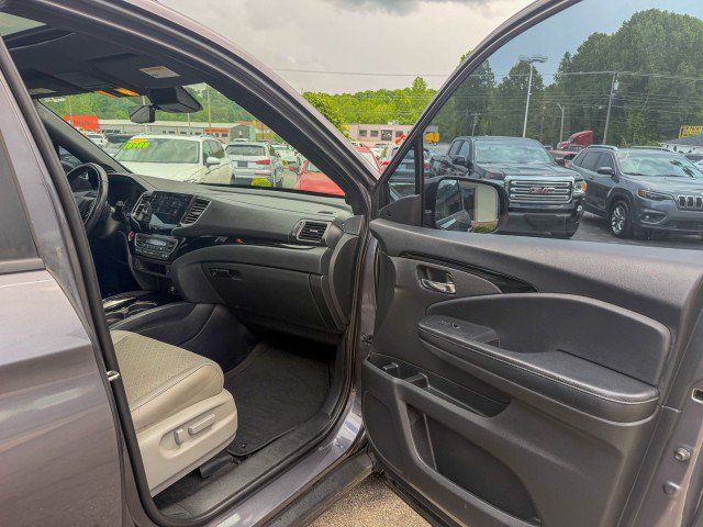Used 2019 Honda Passport Touring image 17