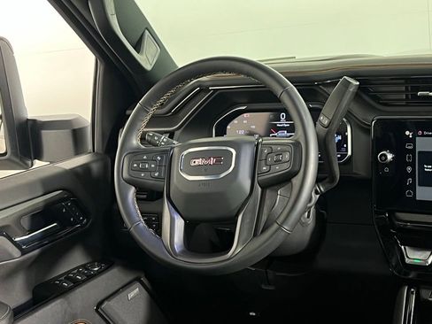 Used 2024 GMC Sierra 2500 AT4 w/ AT4 Premium Plus Package image 13