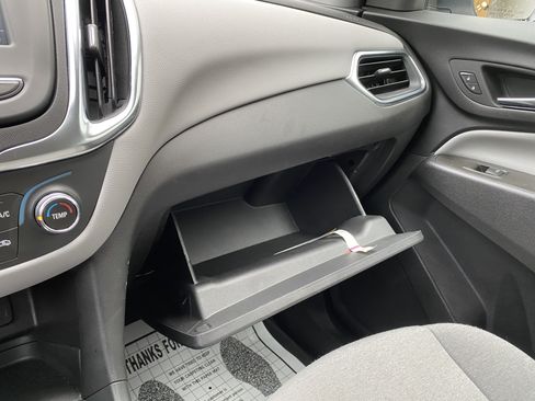 Used 2024 Chevrolet Equinox LS FWD image 30