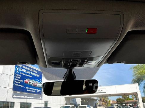 Used 2022 Volkswagen Atlas SE FWD image 14
