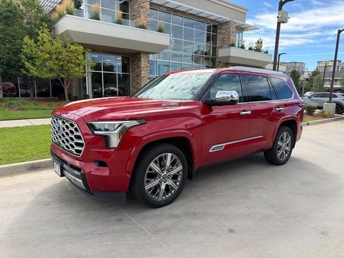 Used 2023 Toyota Sequoia Capstone AWD/4WD image 1