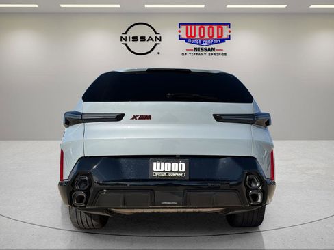 Used 2024 BMW XM Label Red image 3