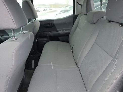 Used 2023 Toyota Tacoma SR image 8