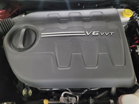 Used 2021 Jeep Cherokee Limited image 30