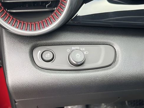 New 2026 Chevrolet Trax RS w/ Sunroof Package image 17