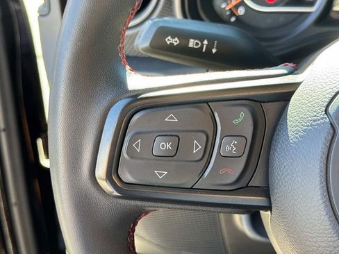 Used 2024 Jeep Gladiator Rubicon w/ Convenience Group image 20
