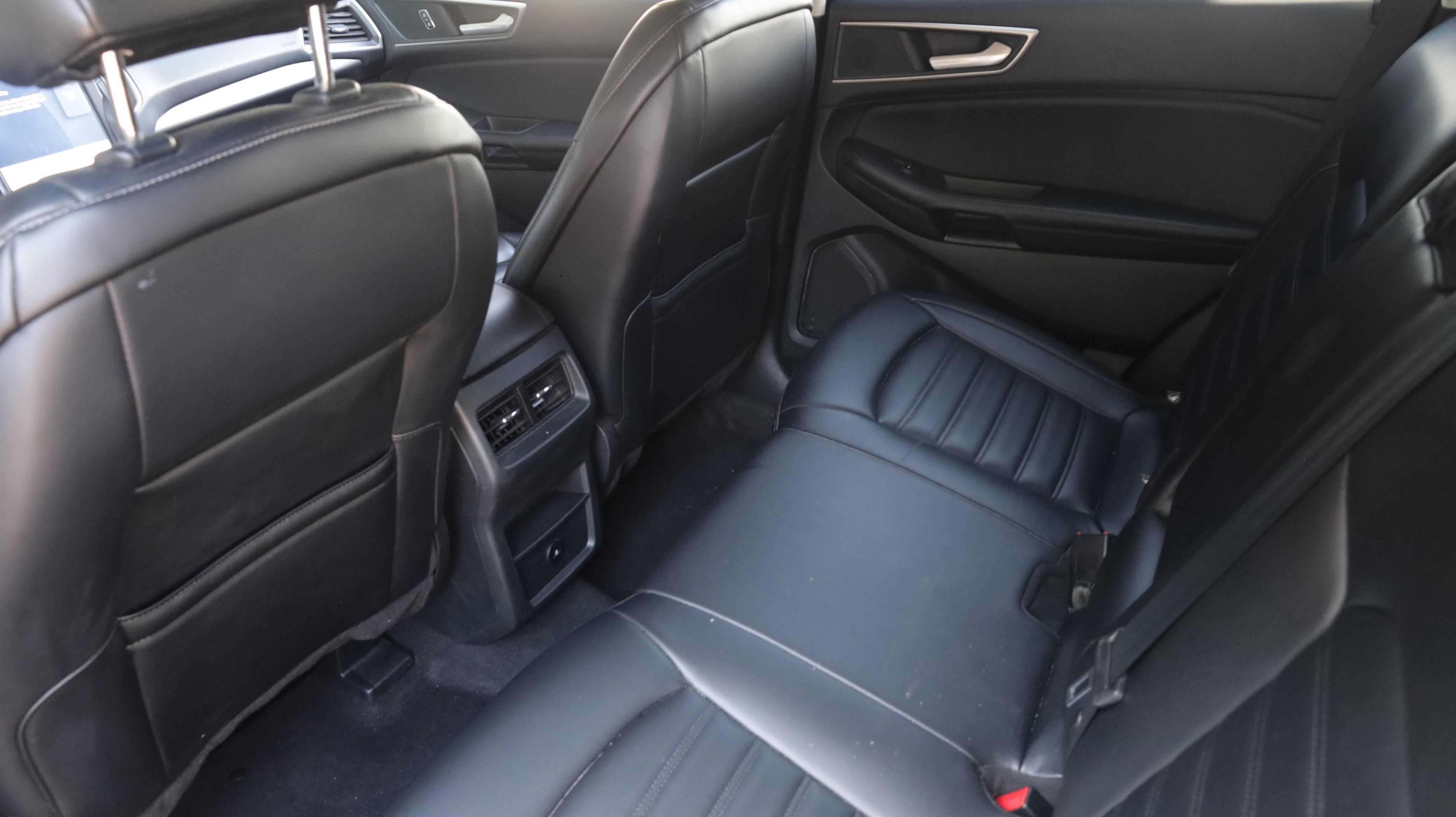 Used 2023 Ford Edge SEL AWD/4WD image 10