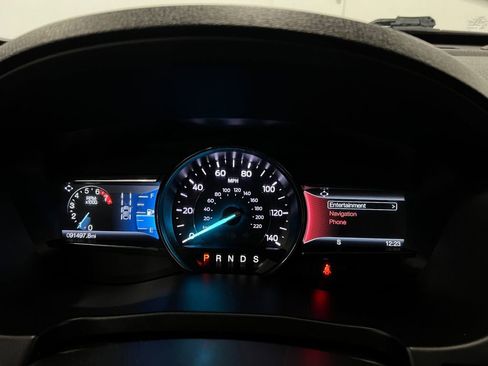 Used 2019 Ford Explorer Sport image 17