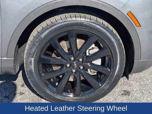 Used 2023 Lincoln Nautilus Reserve w/ Monochromatic Package image 11