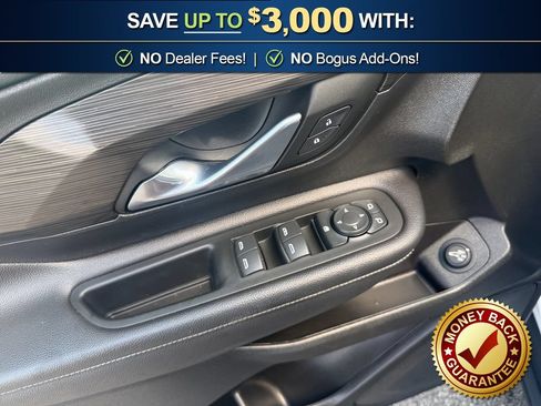 Used 2022 GMC Terrain SLE w/ Driver Convenience Package FWD image 16