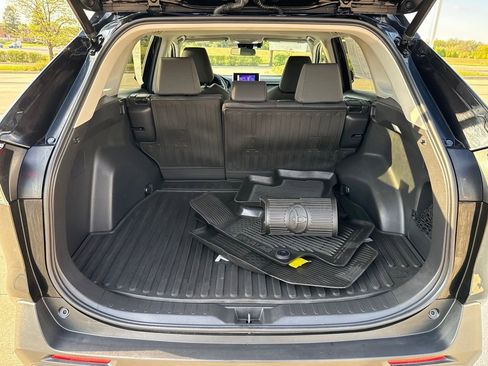 Used 2023 Toyota RAV4 XLE w/ Convenience Package AWD/4WD image 19