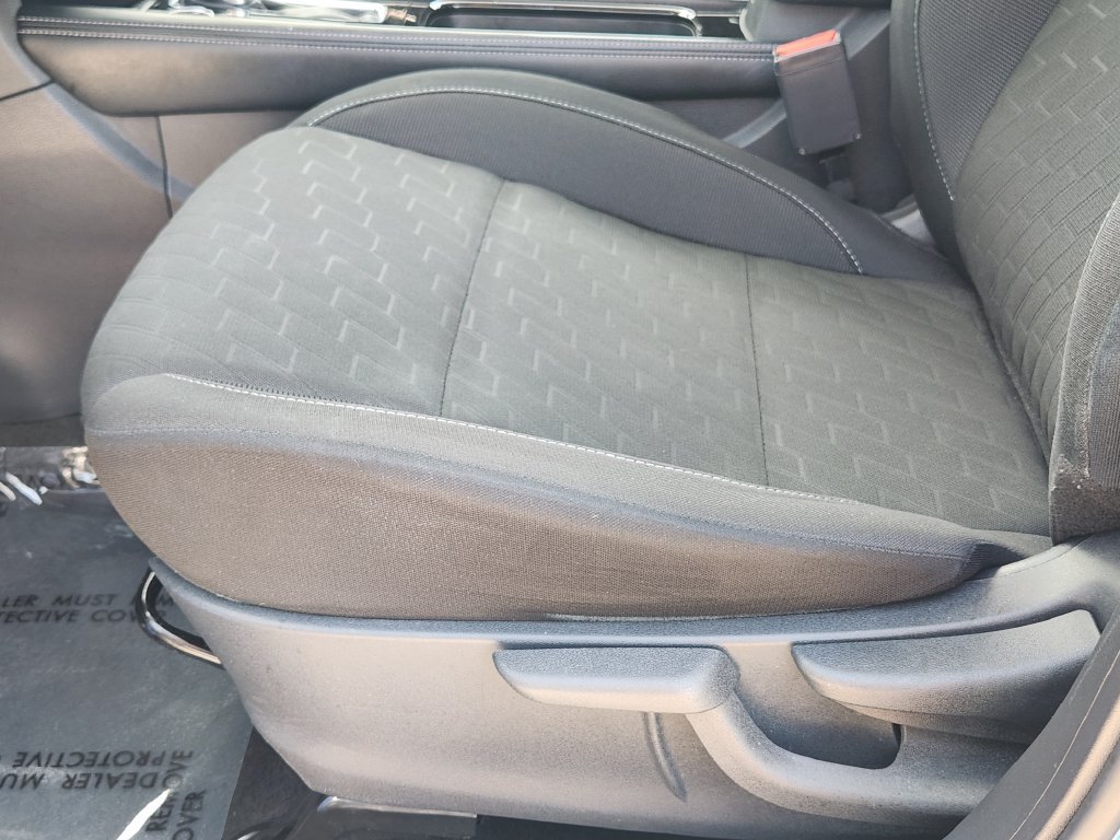 Used 2024 Nissan Kicks SV FWD image 28