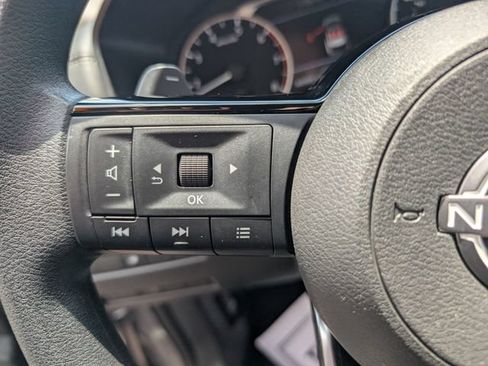 Certified 2023 Nissan Rogue SV AWD/4WD image 17