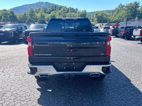 Used 2024 Chevrolet Silverado 1500 LT AWD/4WD image 6