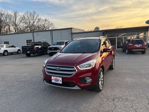 Used 2017 Ford Escape Titanium image 5