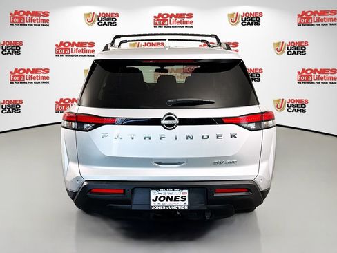 Certified 2023 Nissan Pathfinder SV w/ SV Premium Package AWD/4WD image 15