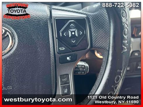 Used 2022 Toyota Tacoma TRD Off-Road w/ Technology Package AWD/4WD image 26