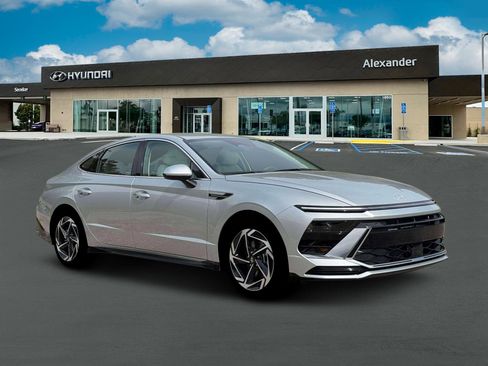 New 2026 Hyundai Sonata SEL FWD image 10
