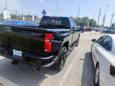 Used 2025 Chevrolet Silverado 2500 LT w/ Trail Boss Package AWD/4WD image 26