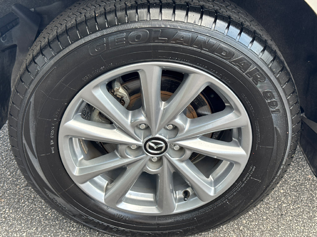 Used 2025 MAZDA CX-5 AWD 2.5 S w/ Preferred Package image 17