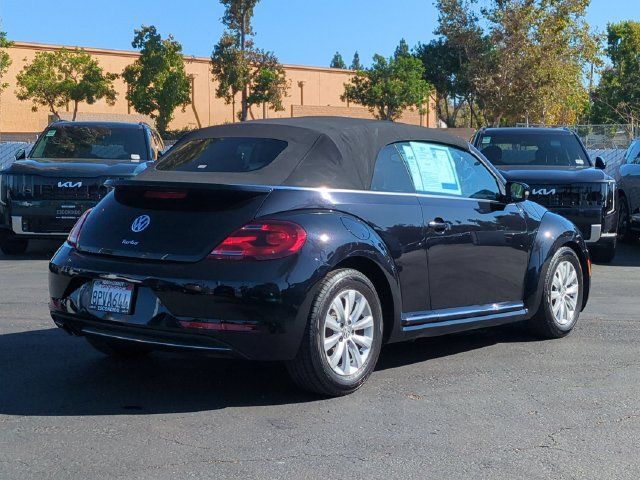 Used 2018 Volkswagen Beetle 2.0T S FWD image 3
