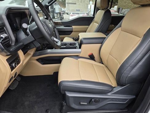 New 2026 Ford F250 Lariat w/ Lariat Ultimate Package image 9