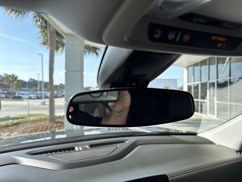 Used 2025 Chevrolet Blazer LT image 26