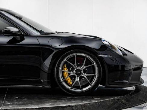 Used 2022 Porsche 911 GT3 image 20