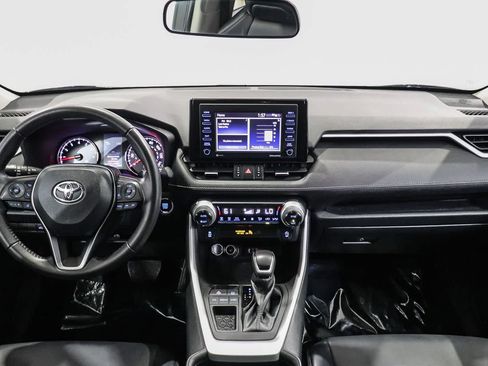Used 2022 Toyota RAV4 XLE Premium FWD image 13
