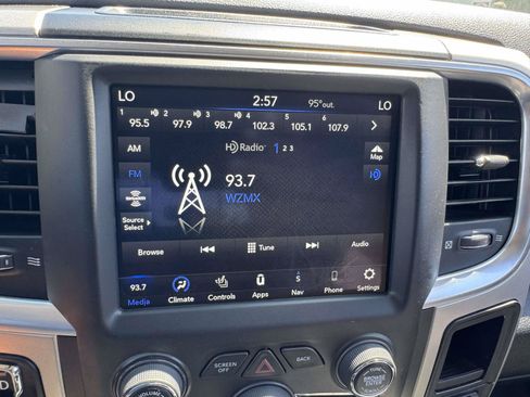 Used 2020 RAM 1500 Warlock AWD/4WD image 37