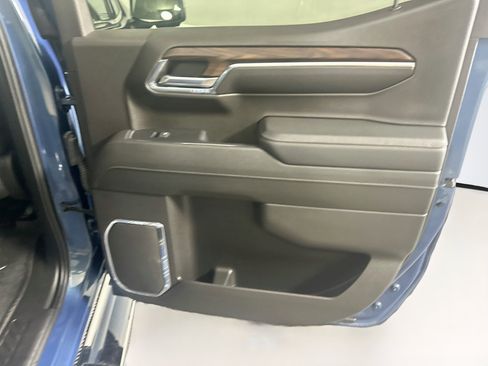 Used 2024 GMC Sierra 1500 SLT RWD image 29
