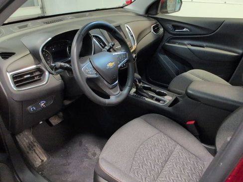 Used 2024 Chevrolet Equinox LT image 10