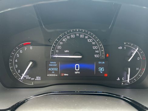 Used 2019 Cadillac XT5 Luxury FWD image 10