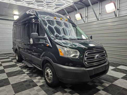 Used 2018 Ford Transit 350 XLT RWD image 4