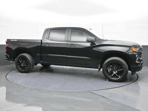 New 2026 Chevrolet Silverado 1500 Custom AWD/4WD image 13