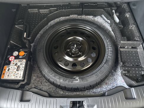 New 2026 Ford Escape ST-Line w/ Tech Pack #1 FWD image 11