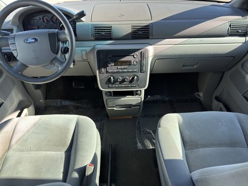 Used 2004 Ford Freestar SES image 9
