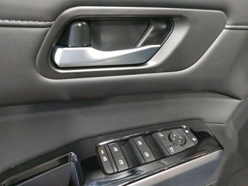 New 2026 Nissan Pathfinder SL image 57