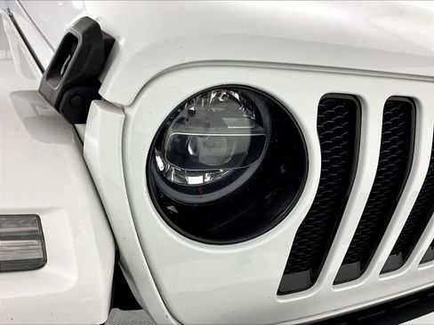 Used 2021 Jeep Wrangler Unlimited Sahara AWD/4WD image 29