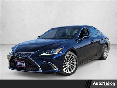 Used 2019 Lexus ES 350 w/ Accessory Package 2