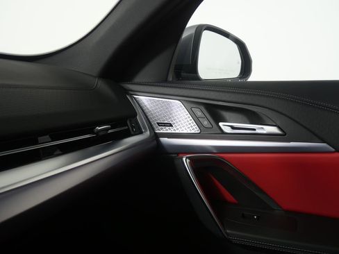 Certified 2025 BMW X2 xDrive28i image 27