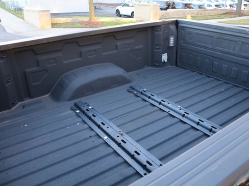 Used 2022 Chevrolet Silverado 2500 LTZ w/ LTZ Convenience Package image 37