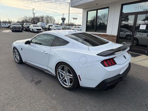 Used 2024 Ford Mustang Dark Horse image 6
