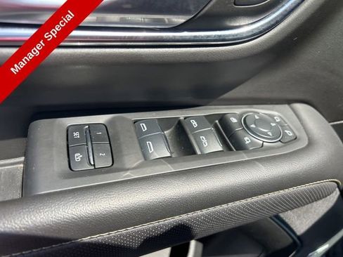 Used 2024 Chevrolet Suburban Premier AWD/4WD image 13
