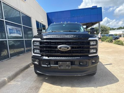 Used 2024 Ford F350 Lariat w/ Black Appearance Package AWD/4WD image 3